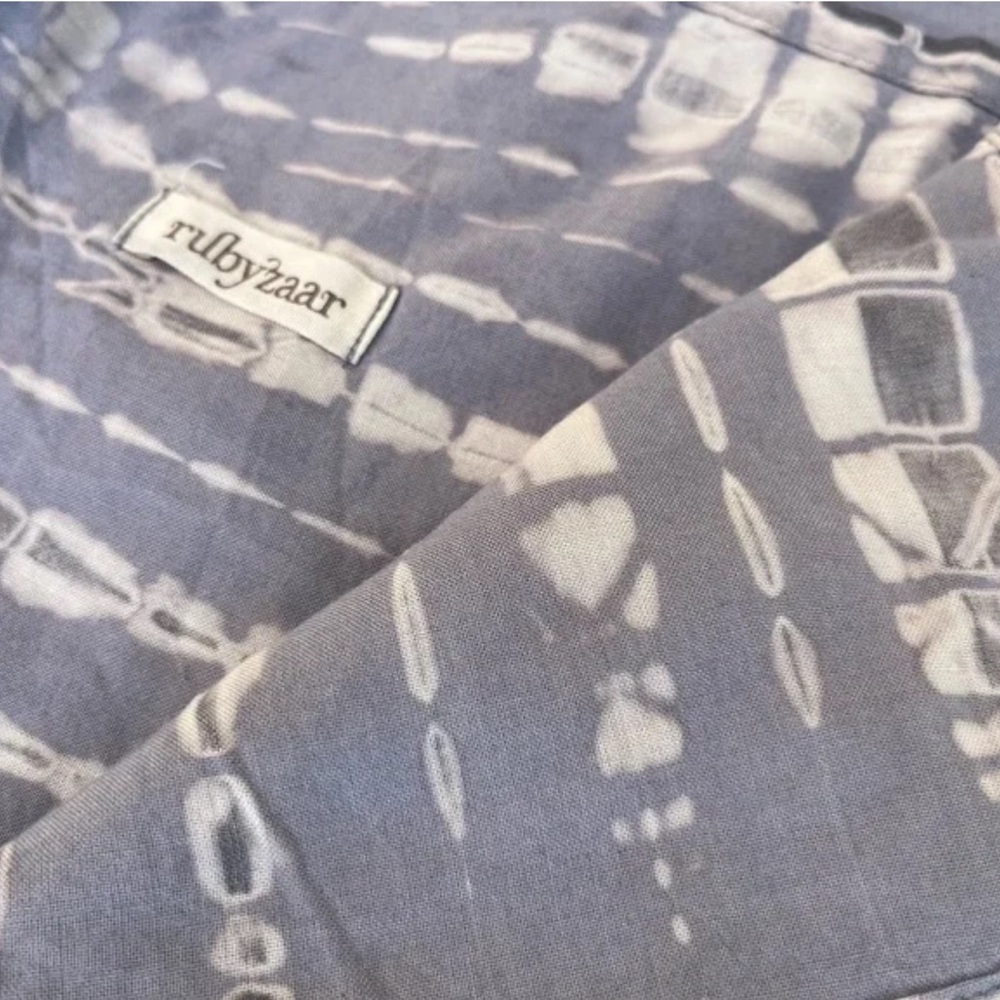 Maui Boutique Sarong - image 2